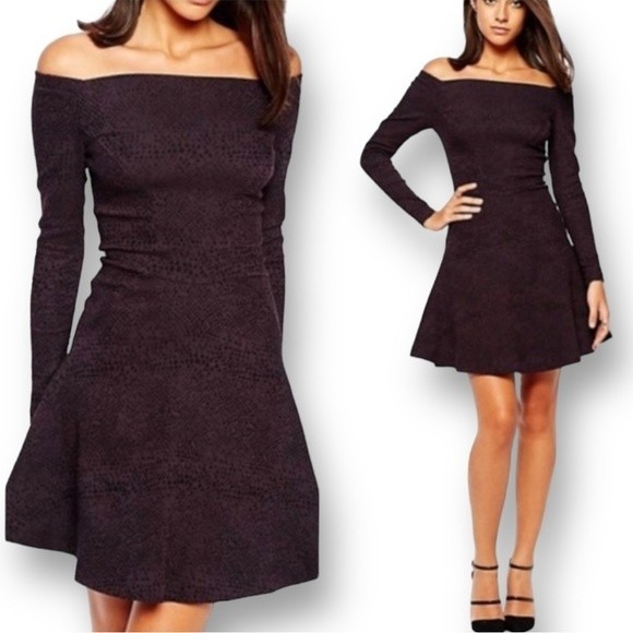 Reiss Long Sleeve Cold Shoulder Dress - Maroon w/ Reptile Print - Women's Size 0 - Picture 1 of 9